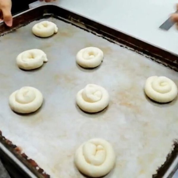 ミルクを使っていないミルクパン (4個入り)【卵・乳アレルギー対応】