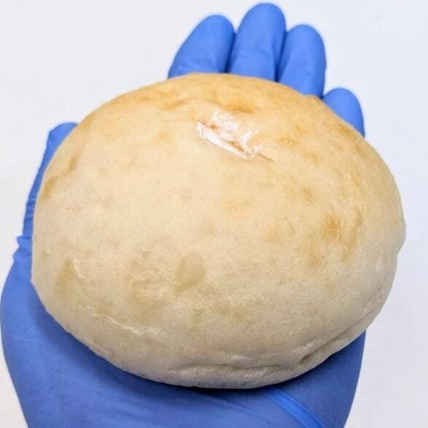 国産いちごとホイップクリームパン | アレルギー対応パンのtonton