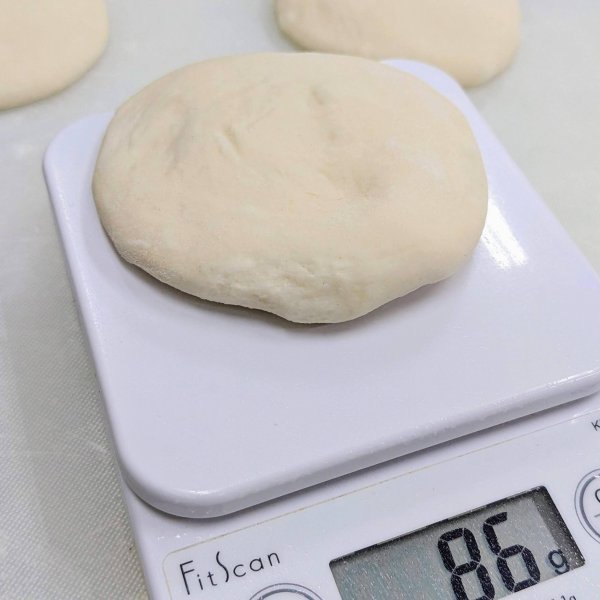 ちょっと大きいハンバーガー用のパン (4個入り) | アレルギー対応パンのtonton