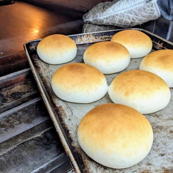 ちょっと大きいハンバーガー用のパン (4個入り) | アレルギー対応パンのtonton