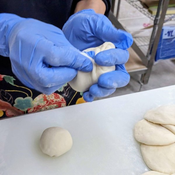 ちょっと大きいハンバーガー用のパン (4個入り) | アレルギー対応パンのtonton