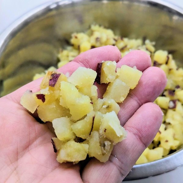 おさつパン (4個入り) | アレルギー対応パンのtonton