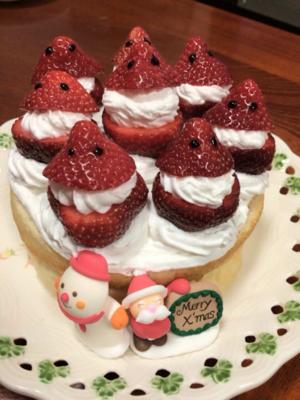 トントンさんのスポンジパンとクリームを使ってクリスマスケーキ作れました！