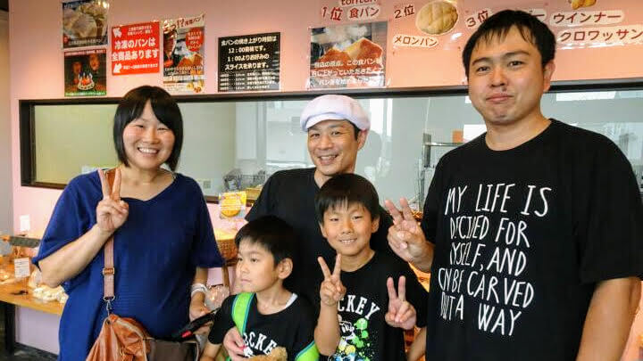 いつも食べてる美味しいパンの工場を直接見せてあげれて、店チョさんに会って直接お話もできて凄く嬉しかったです！