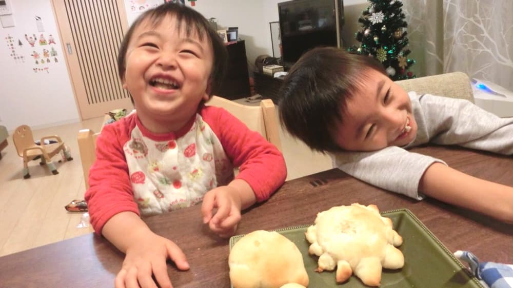 この世の中で一番美味しいパン。それは、お家で作った焼きたてパン！ 