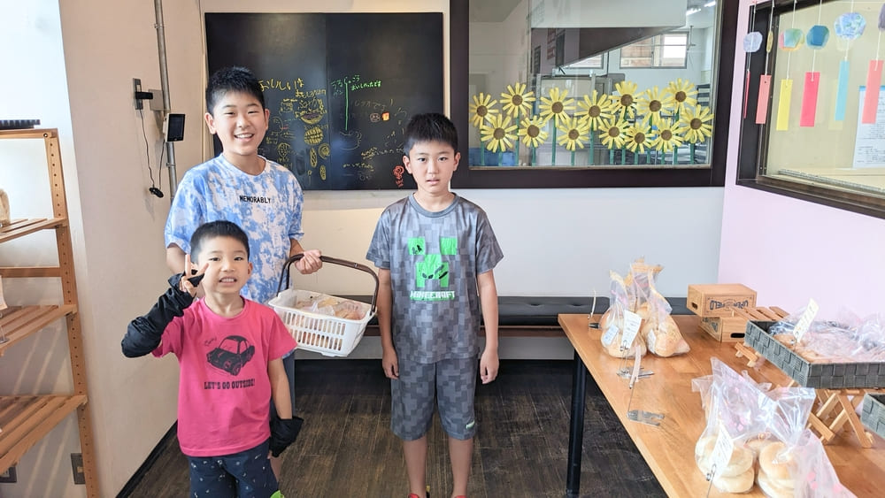 春の思い出作りは石川県で！パン工場見学と南加賀観光で特別な体験を！ | アレルギー対応パンのtonton