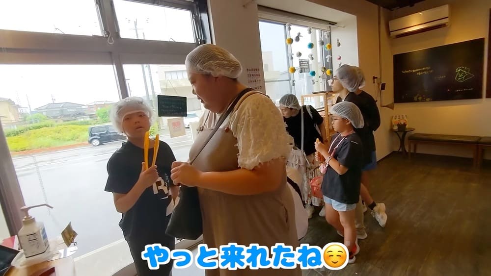「モノより思い出」アレルギーを持つ子どもたちの夢を叶えたパン工場見学 | アレルギー対応パンのtonton