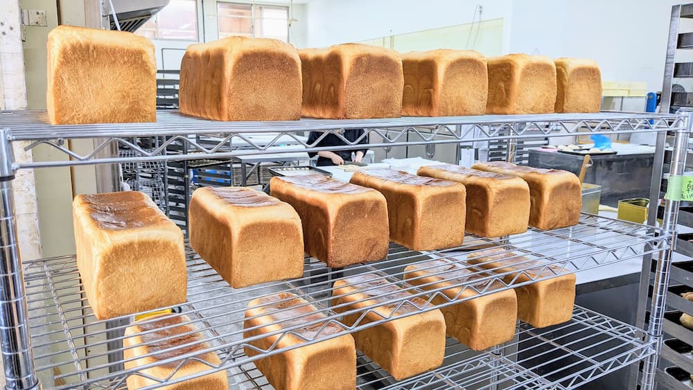 アレルギーがあってもなくても喜んでいただけるパン | アレルギー対応パンのtonton