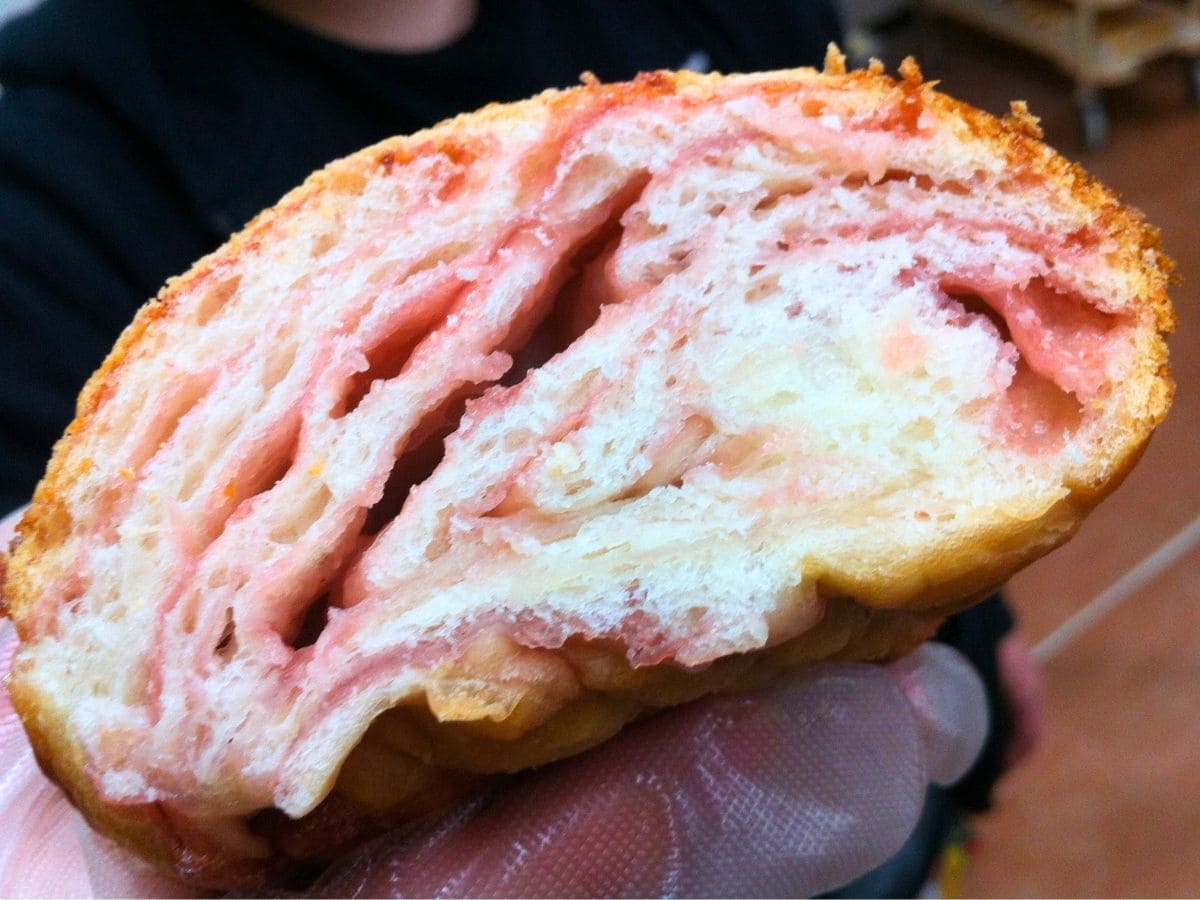 試作したマーブルいちご食パン | アレルギー対応パンのtonton