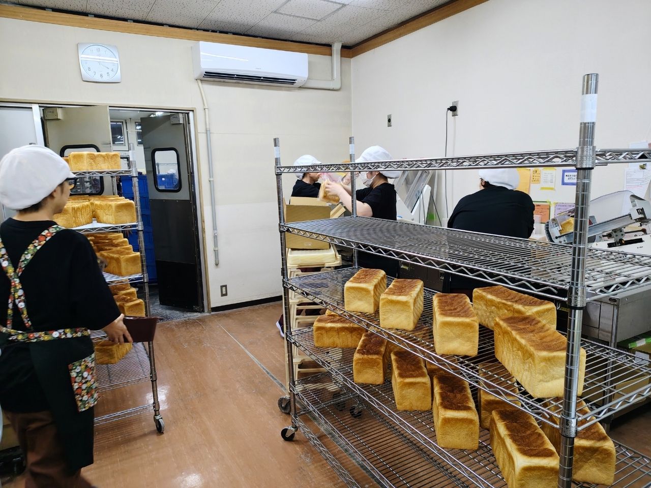 11月1日のご注文から、10,000円以上で宅配料が無料になります！