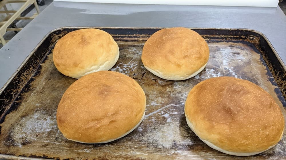 【オーダーパン】中学校給食用バーガーパン（個包装16個セット） | アレルギー対応パンのtonton